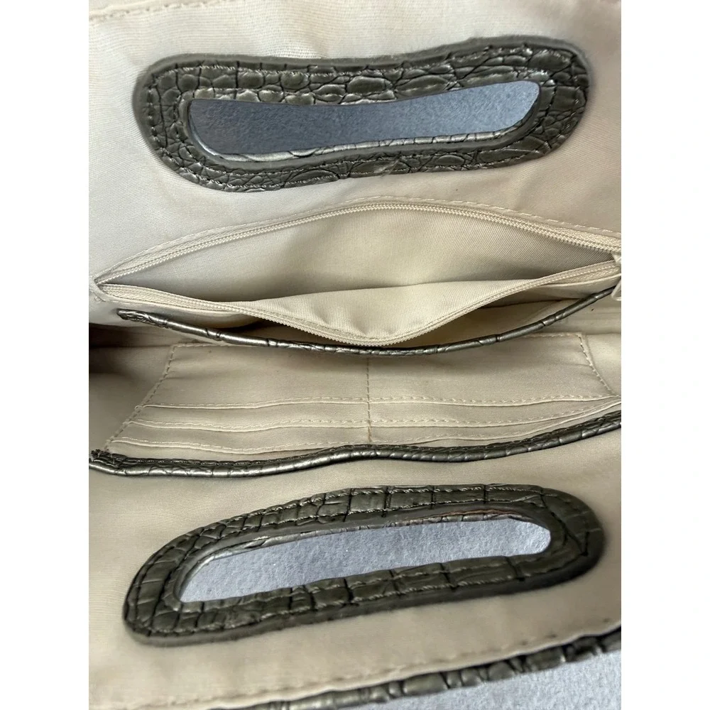 Nine West Metallic Pewter Silver Crocodile‎ Embossed Envelope Style Clutch Y2K